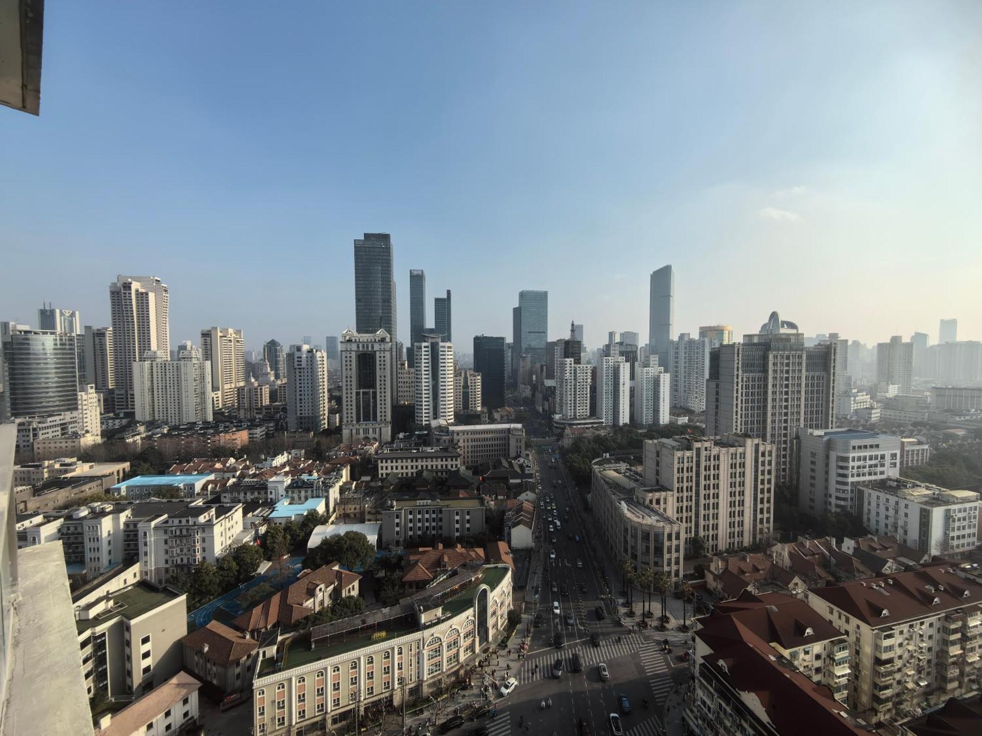 Downtown Yidu - Near Jing'an Temple Metro Station Apartment